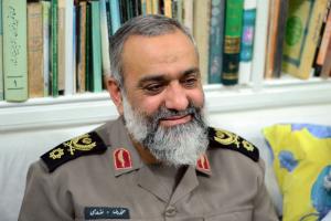 نقدی از حمله به بصره با لباس مبدل می‌گوید